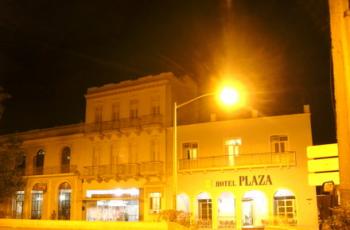 Hostal Plaza