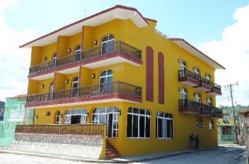 Hostal Rio Miel