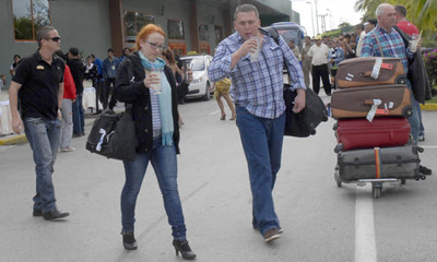 Canadian Flight Opens Winter Season for Eastern Cuban Tourism