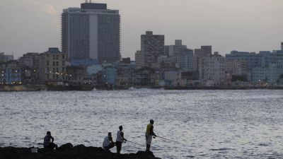 Number of U.S. travelers going to Cuba is on the rise, report says